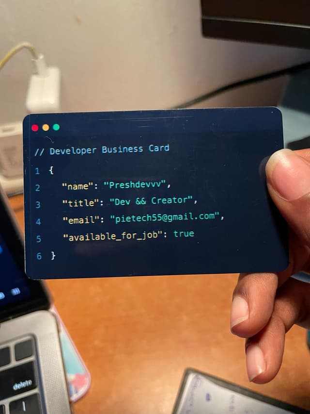 A Veliqid card in use